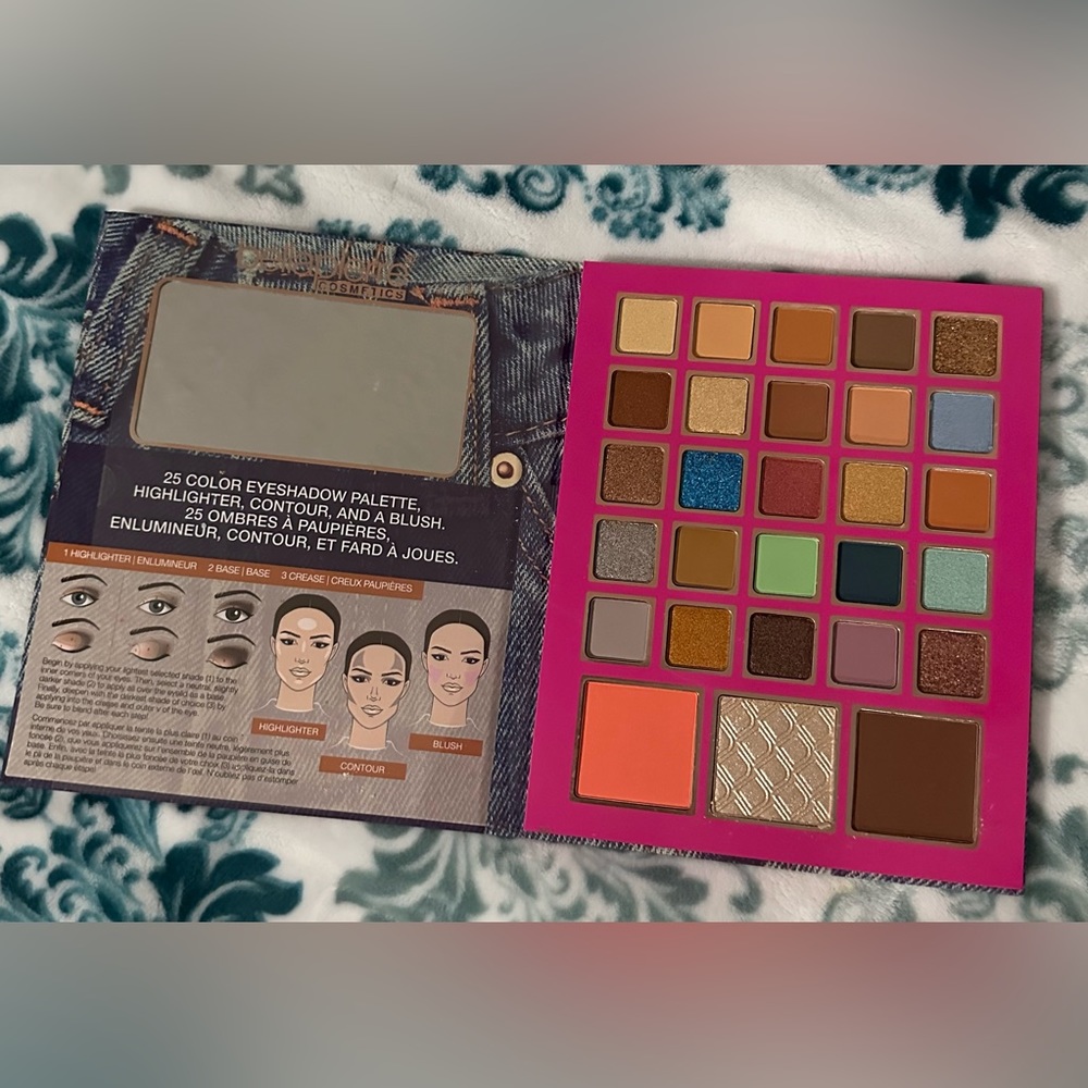 BELLAPIERRE COSMETICS EYE AND FACE BOOK 90’S GLAM - BRAND NEW!